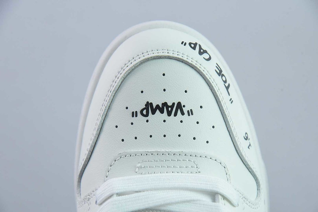 OF™ C/O VIRGIL ABLOH OUT OF OFFICE LOW-TOP LEATHER SNEAKERS ‘OOO“