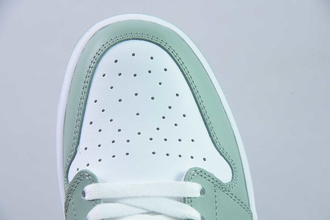 Air Jordan 1 Low Golf 