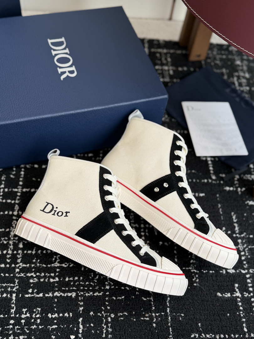 DIO* SNEAKER