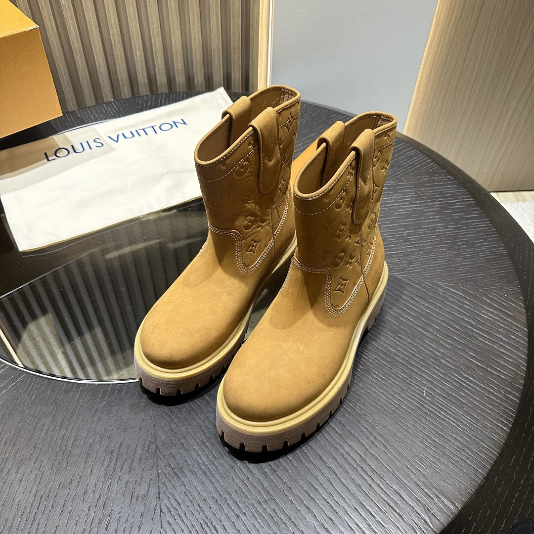 LVT BOOTS