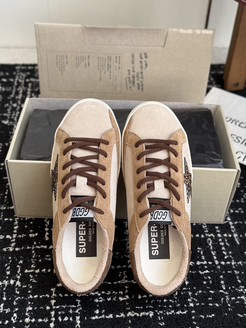 GGDB SNEAKER