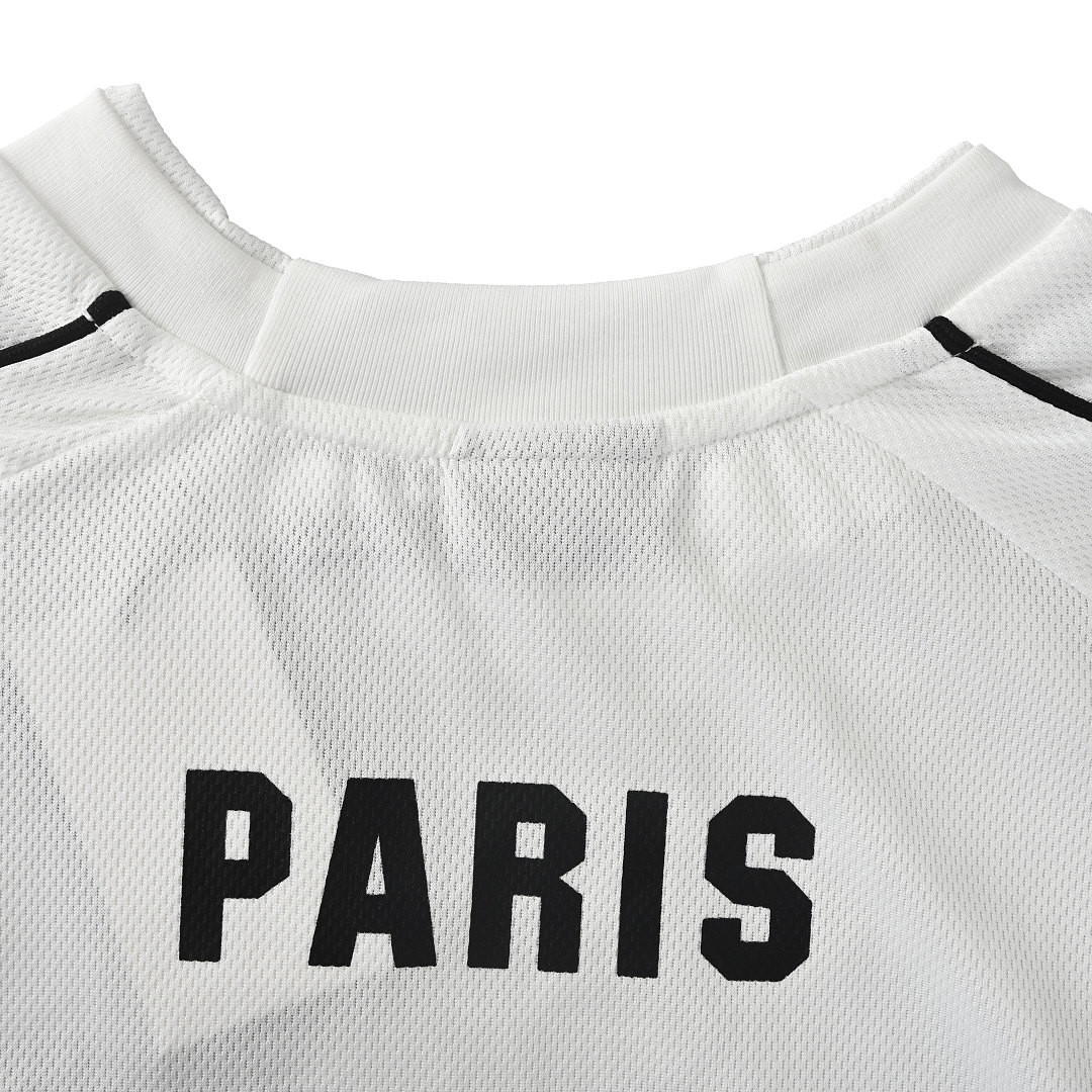 Ba1en*iaga Clothes
