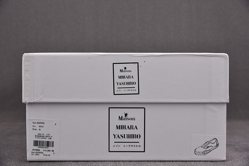 Ma*s*n mihara yasuhiro sneaker