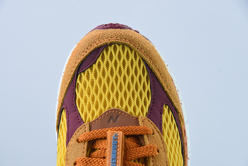 new balance sneaker