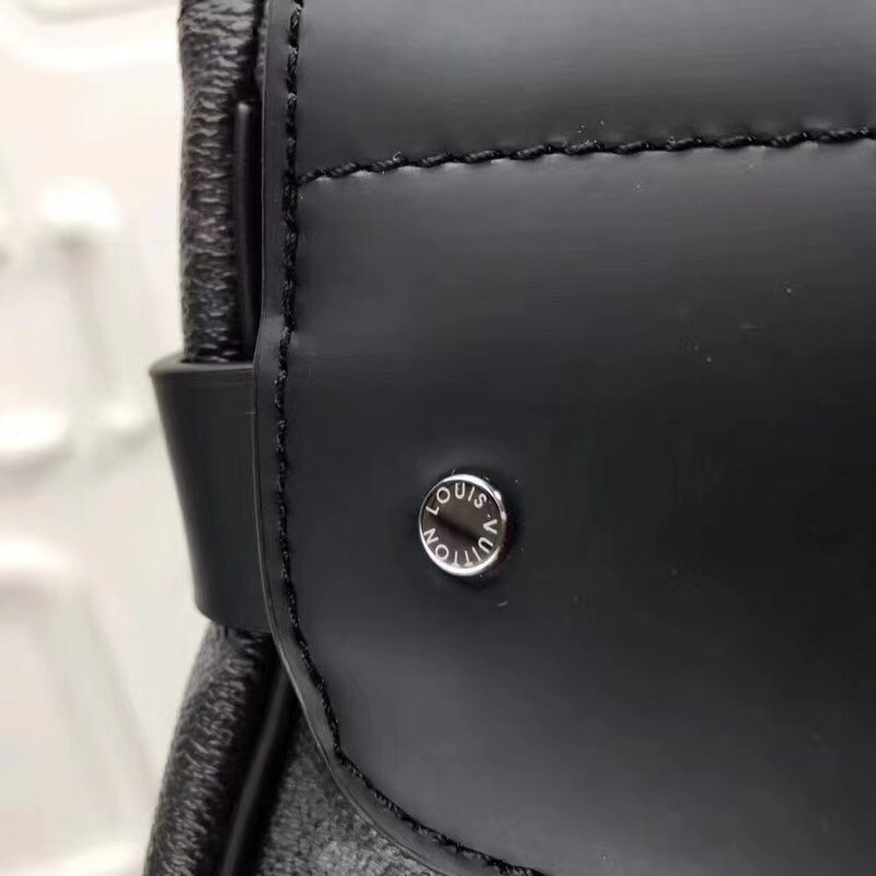 LVT PURSE