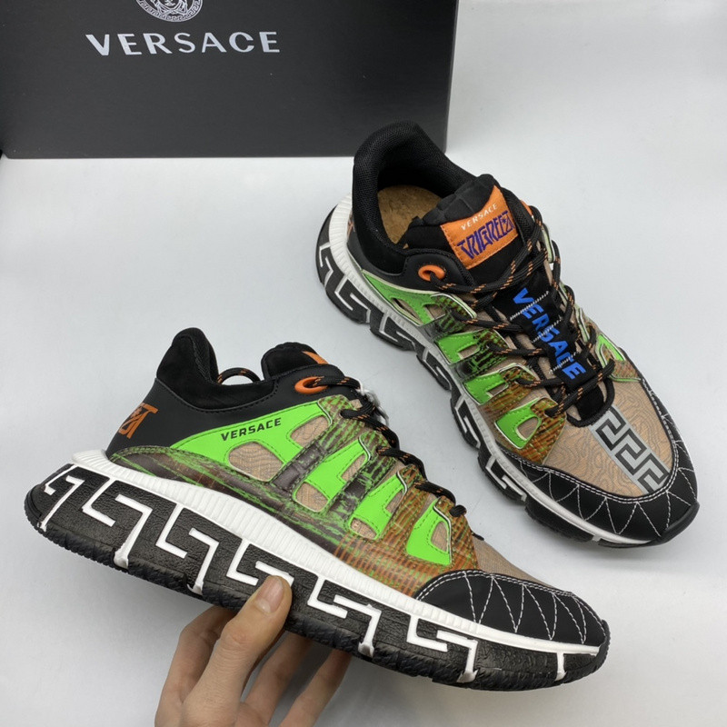 vs chain reaction sneakers