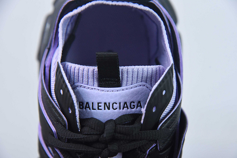 bc track sneaker
