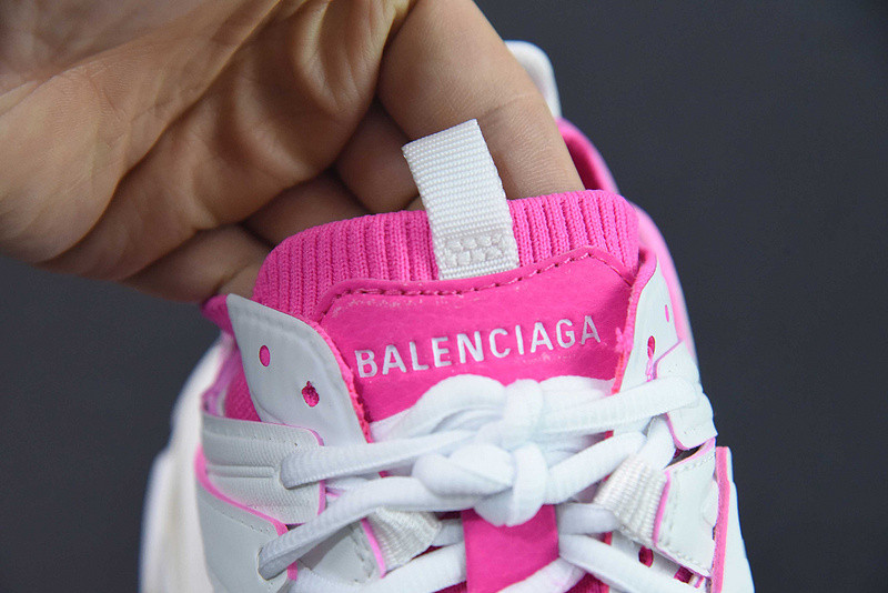bc track sneaker