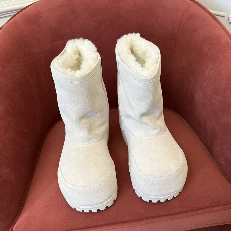 BC BOOTS
