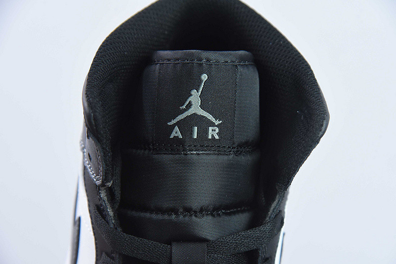 Air Jordan 1 Mid "Iron Grey" DQ8426-001