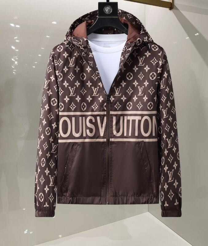 L0uis Vuitt0n