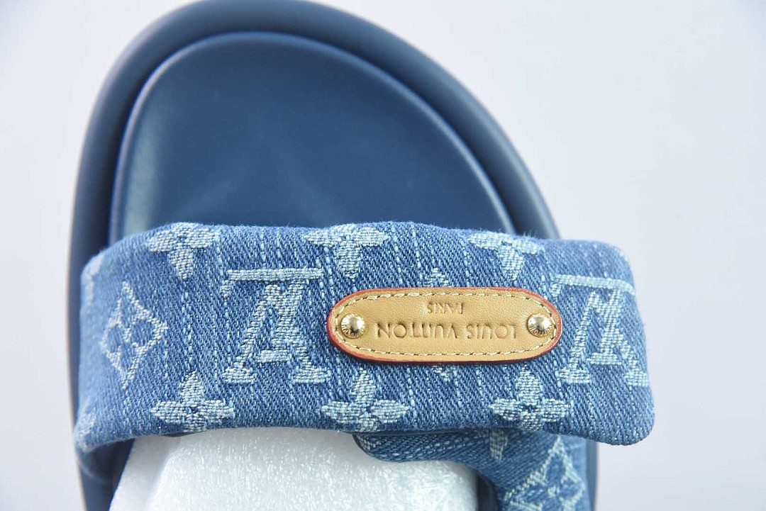LVT SANDALS