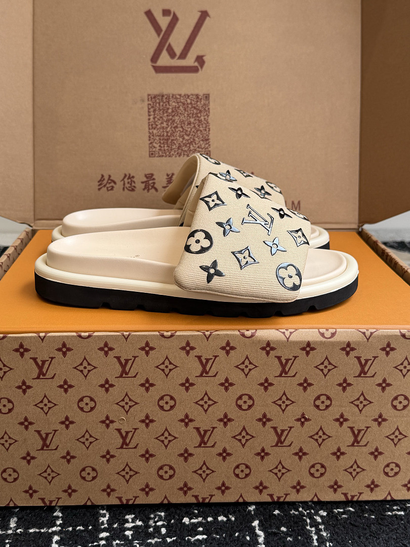 LVT SANDALS