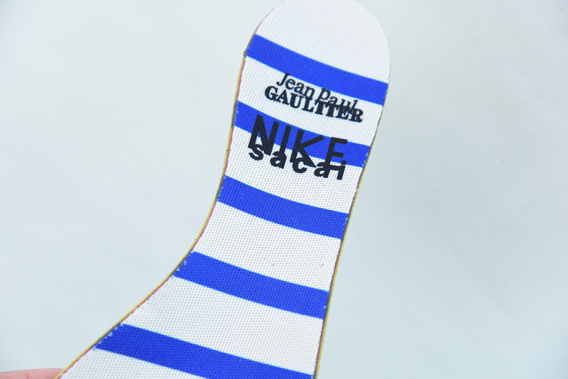 sacai x nike ldwaffle x jean paul gaultier black white dh9186-001
