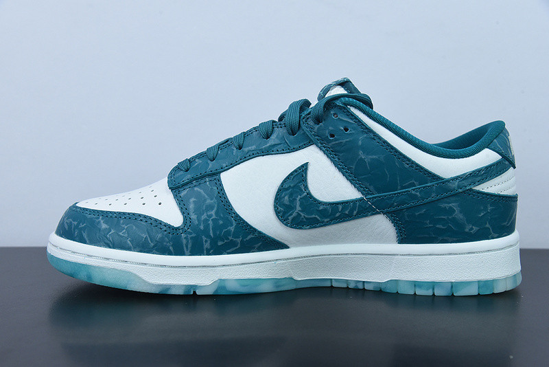 nike dunk low “ocean” dv3029-100