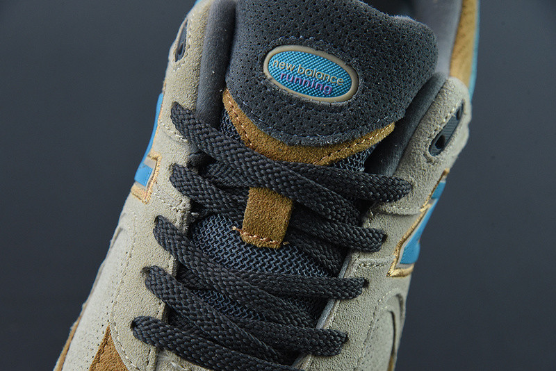 new balance sneaker