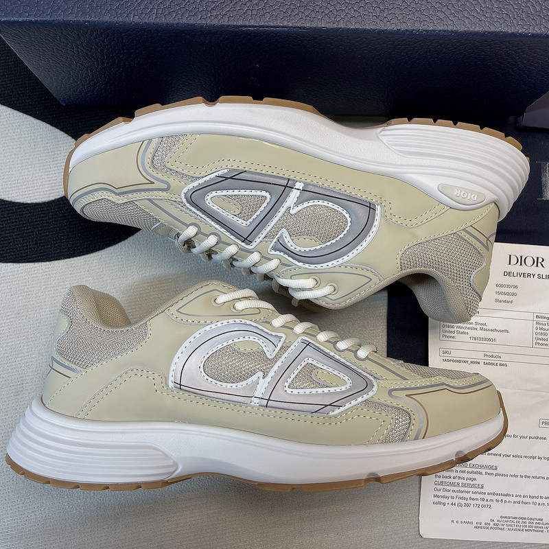 dio* sneaker