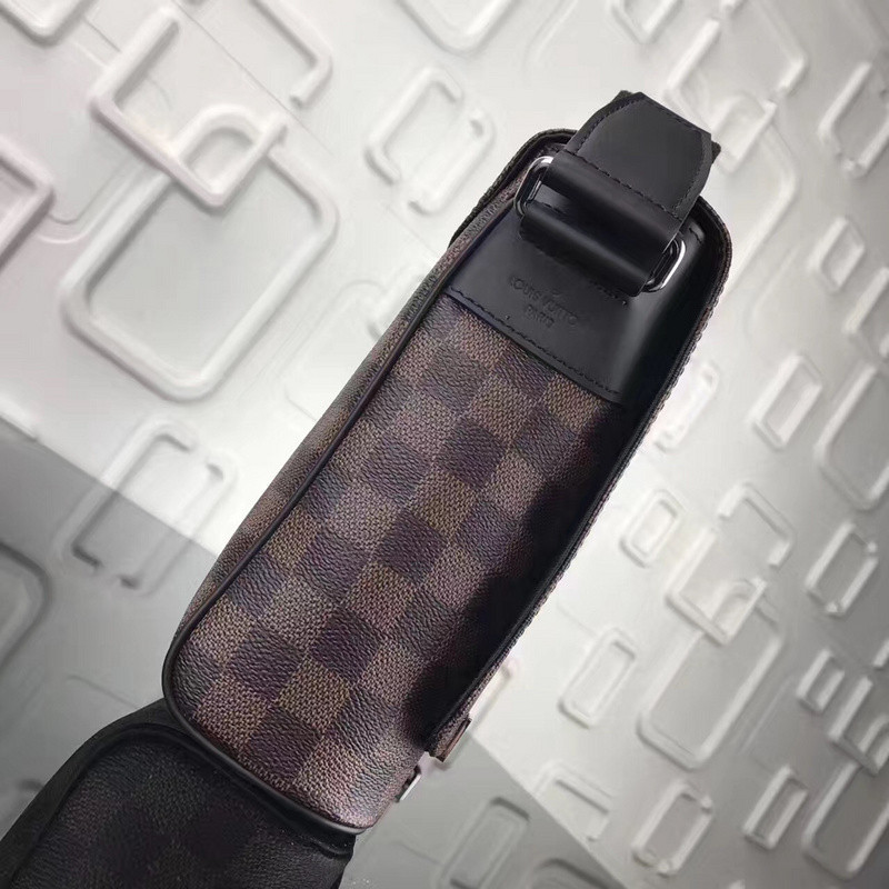 LVT PURSE