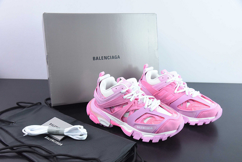 bc track sneaker