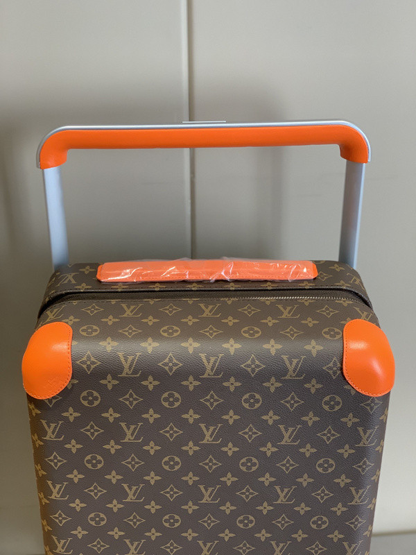 LVT HORIZON four-wheeled trolley case