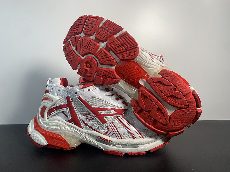 Ba*len*cia*ga runner sneaker