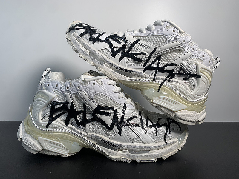 Ba*len*cia*ga runner sneaker
