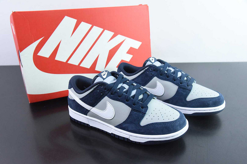 Nike Dunk Low Georgetown Suede IB3079-400