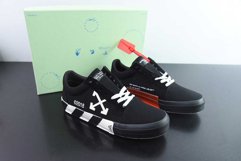 off white SNEAKERS
