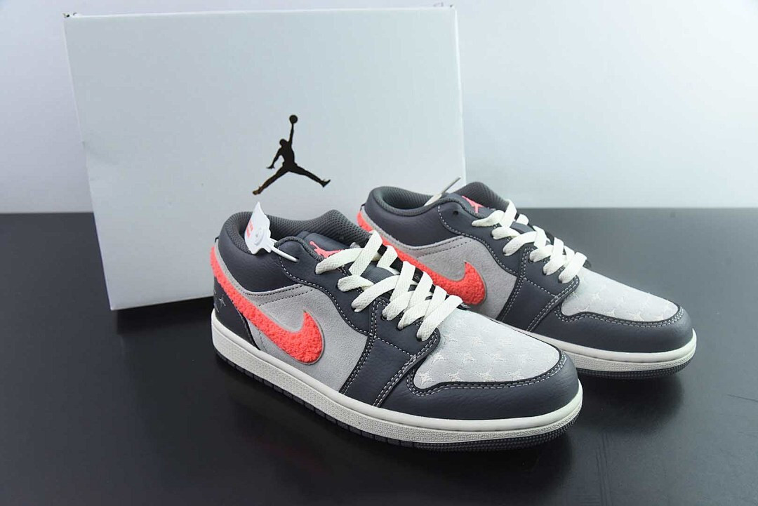 Air Jordan 1 Low SE