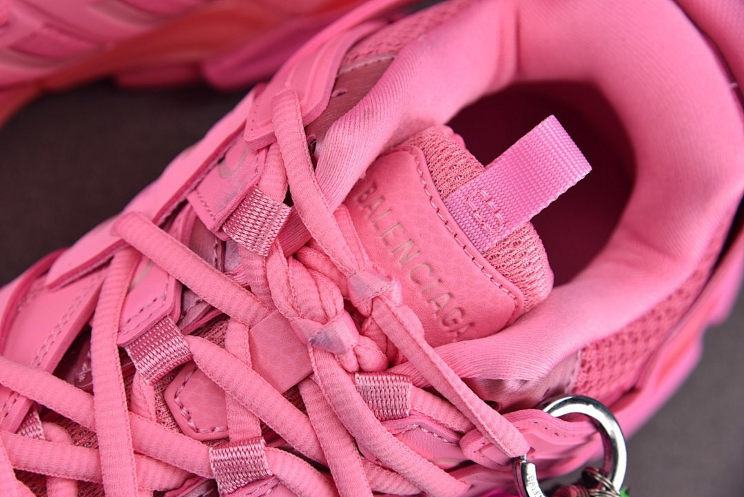 BC TRACK SNEAKER