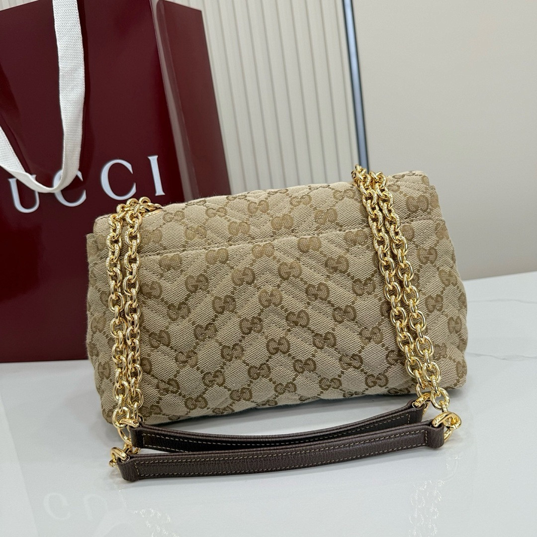Gvc*1 BAG