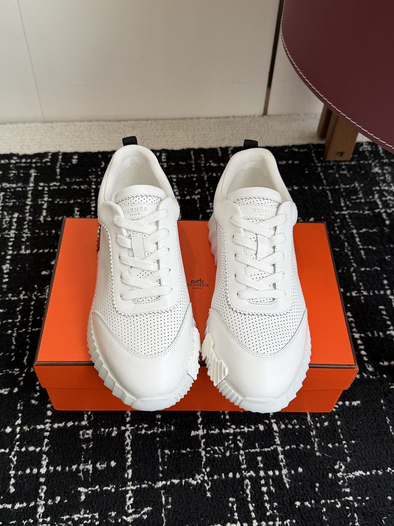 H**me5 Sneaker