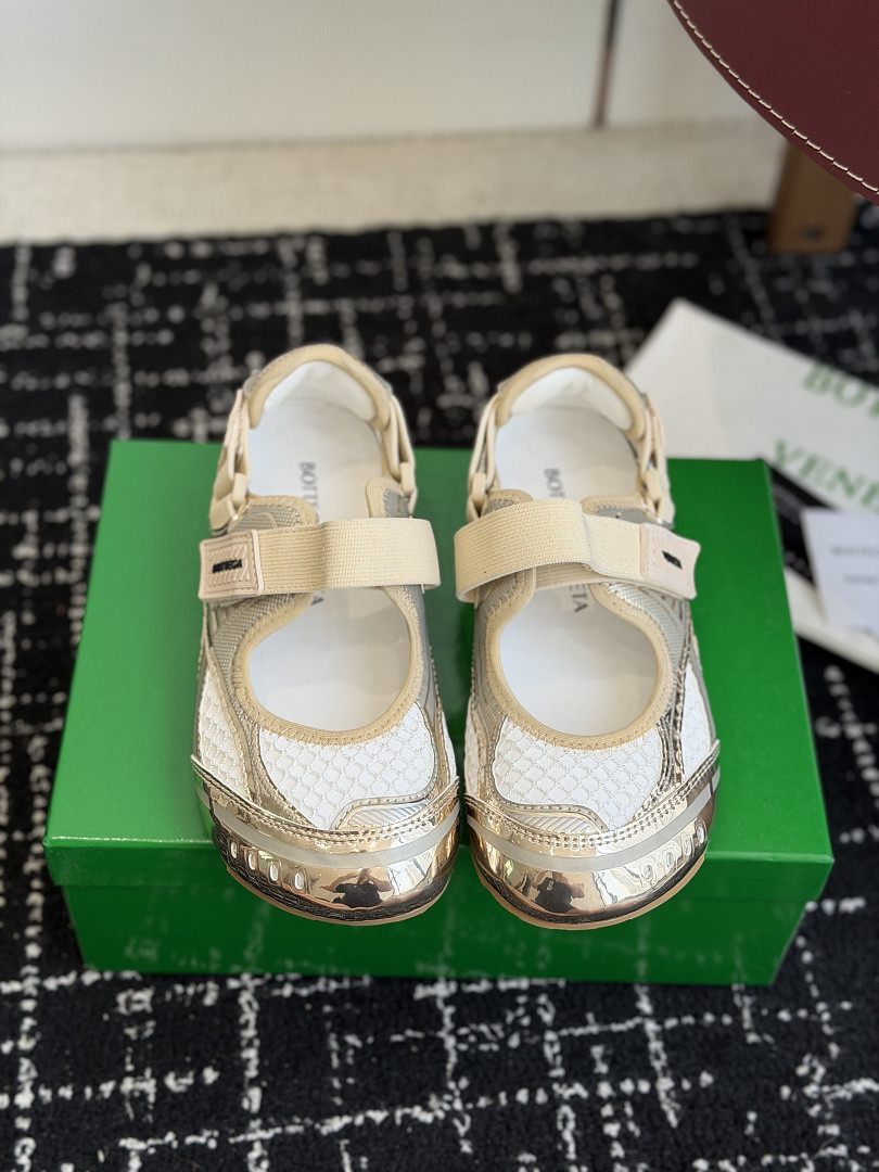B0tt*ga Ven*ta Orbit Sneaker