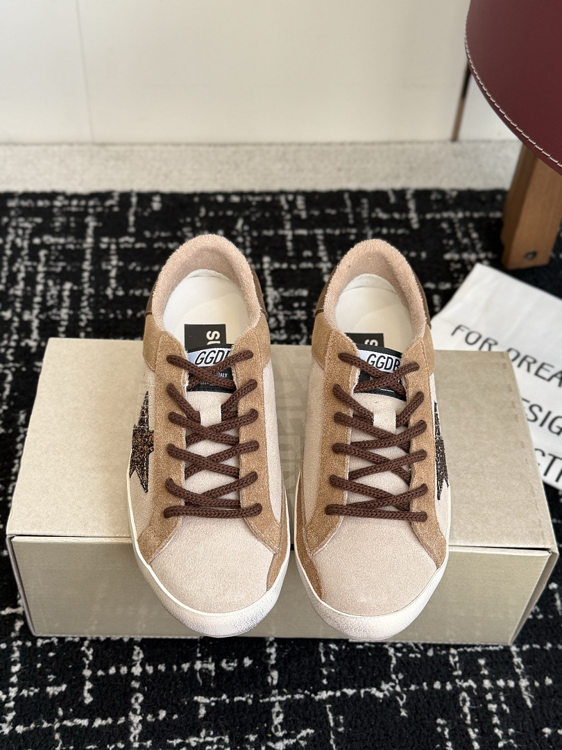 GGDB SNEAKER