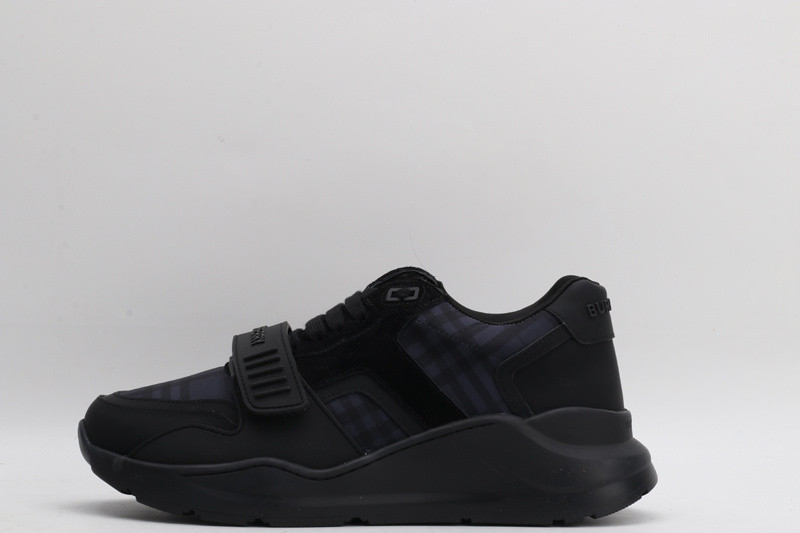 B**rry sneaker