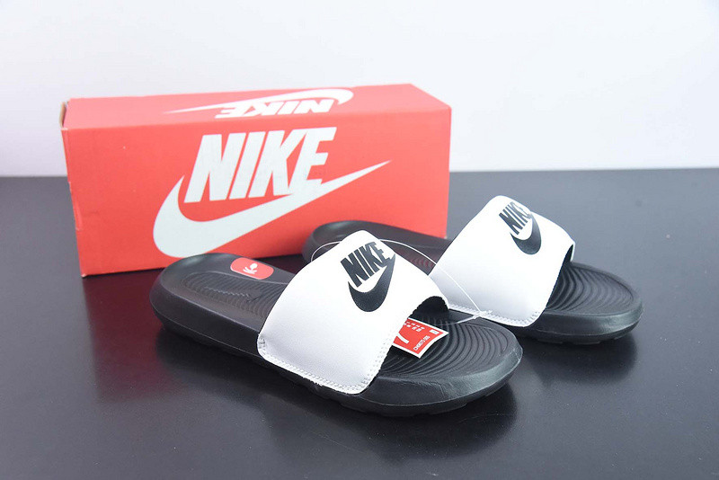 nike sandals