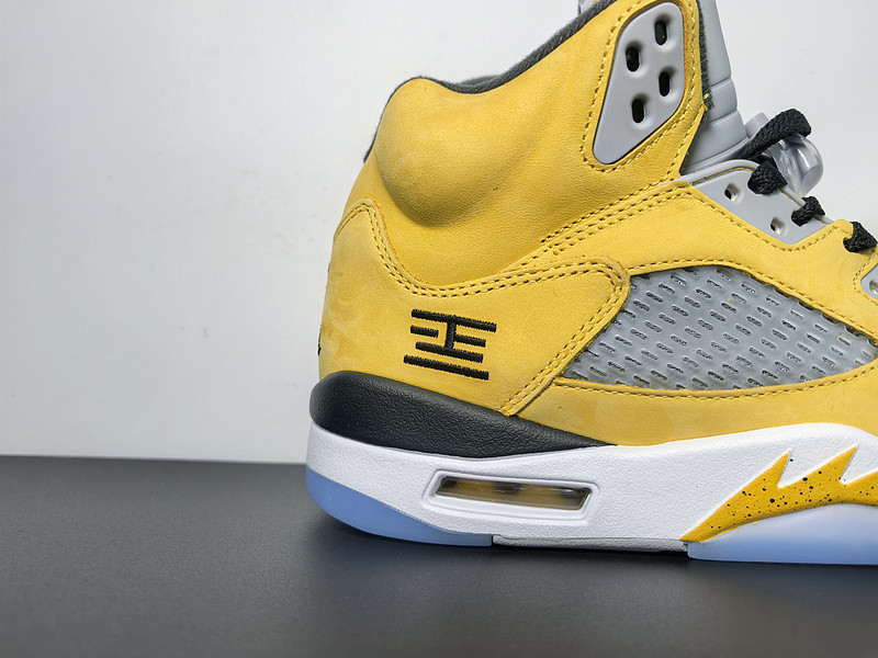 Air Jordan 5 “Tokyo” IO3372-700