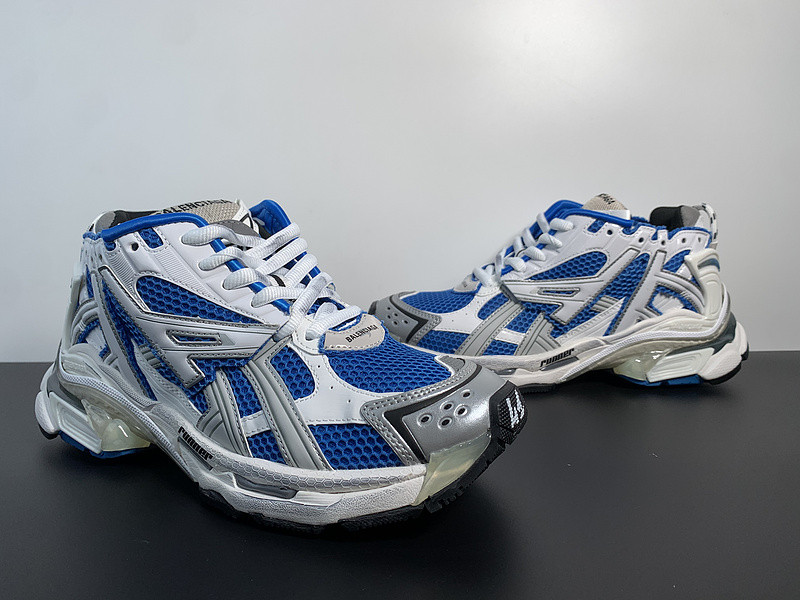 Ba*len*cia*ga runner sneaker