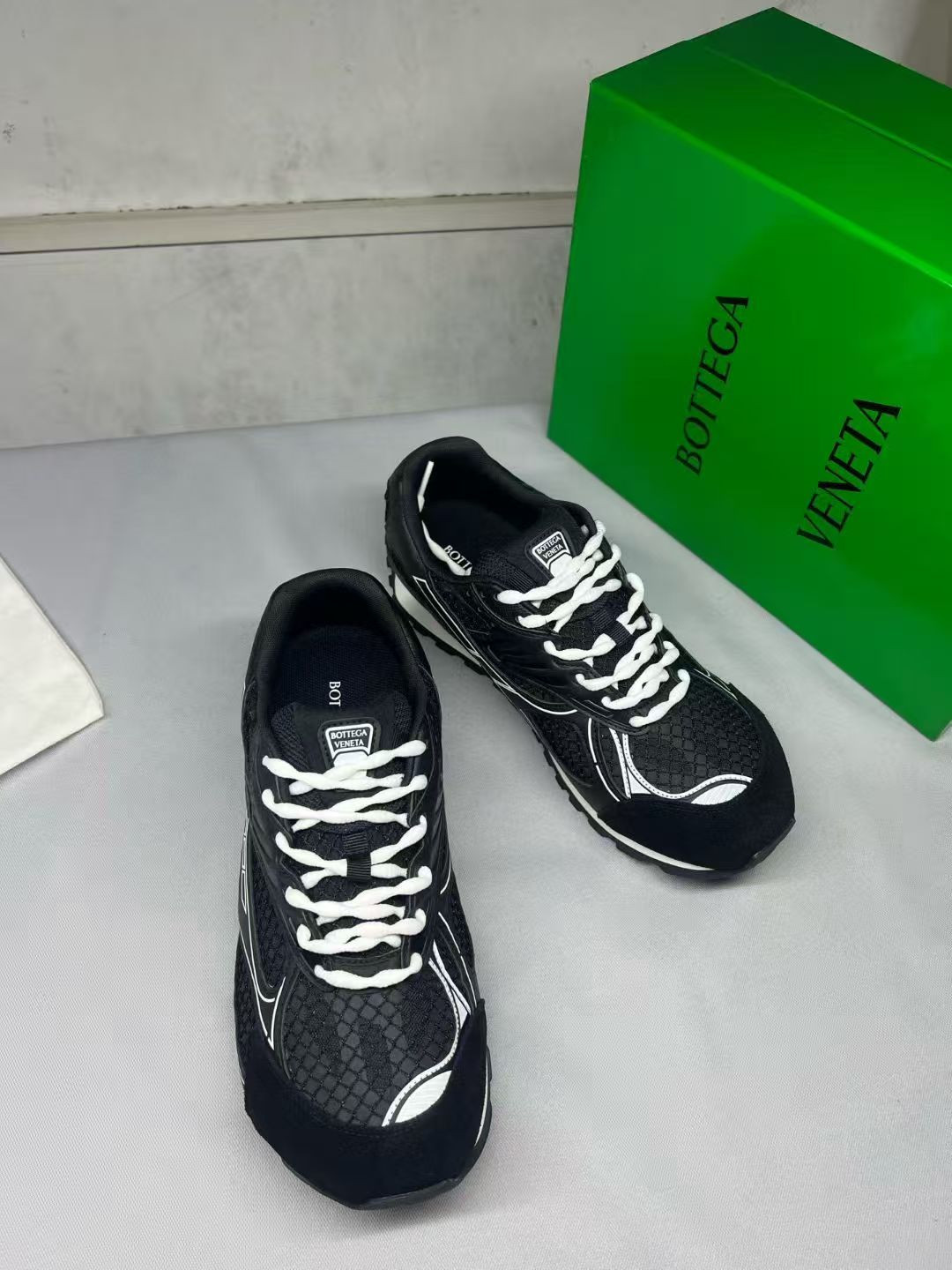 B0tt*ga Ven*ta Orbit Sneaker