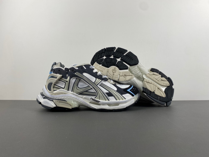 RUNNER SNEAKER RS105