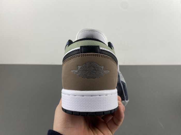 Air Jordan 1 Low GS 