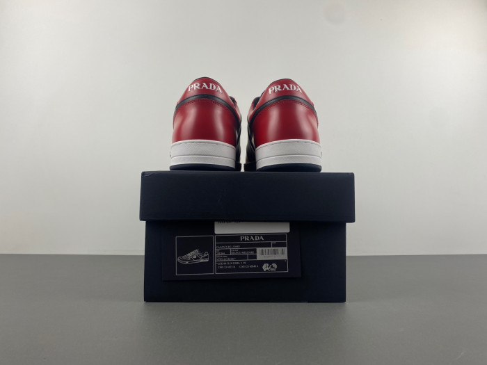 Pra*a snekaers p000104