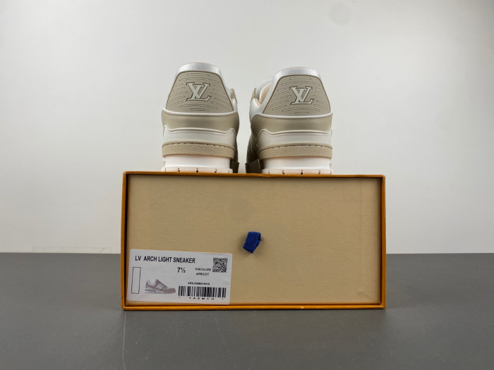 LV TRAINER SNEAKER LVT-000627