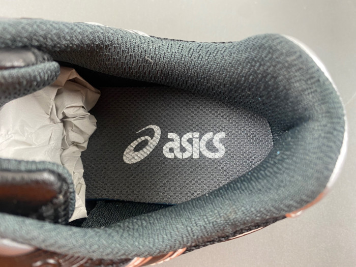 As*ic*s gel kahana tr v4 