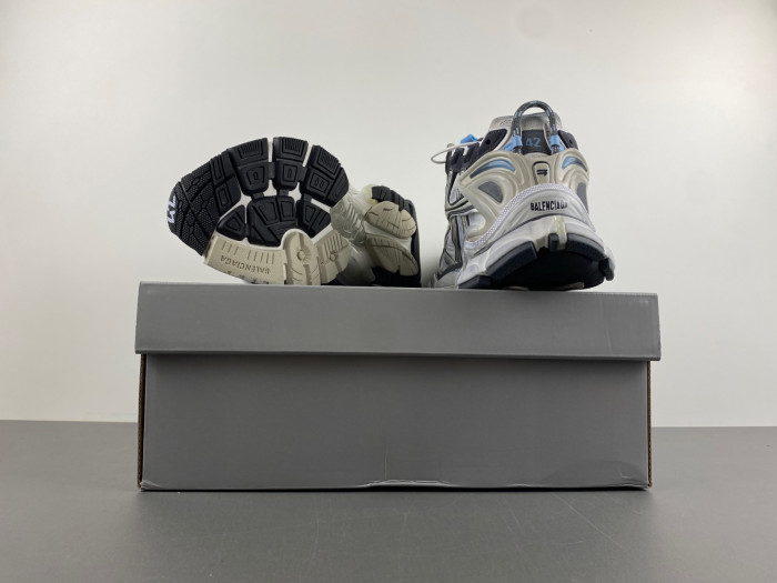 RUNNER SNEAKER RS105