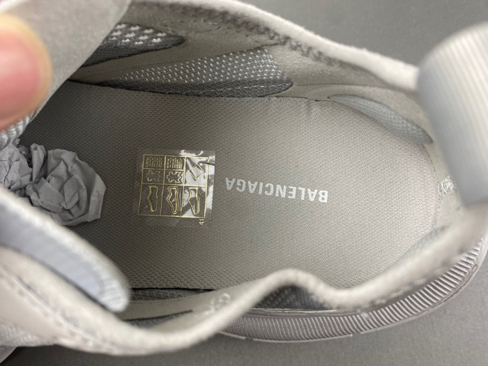 Ba*len*cia*ga circuit sneakers "light grey" wflgy-0315