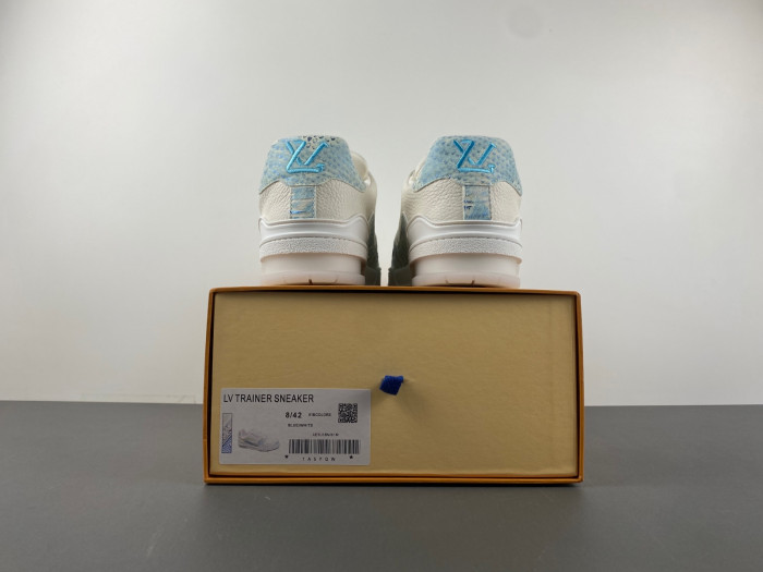 LV TRAINER SNEAKER LV-000559