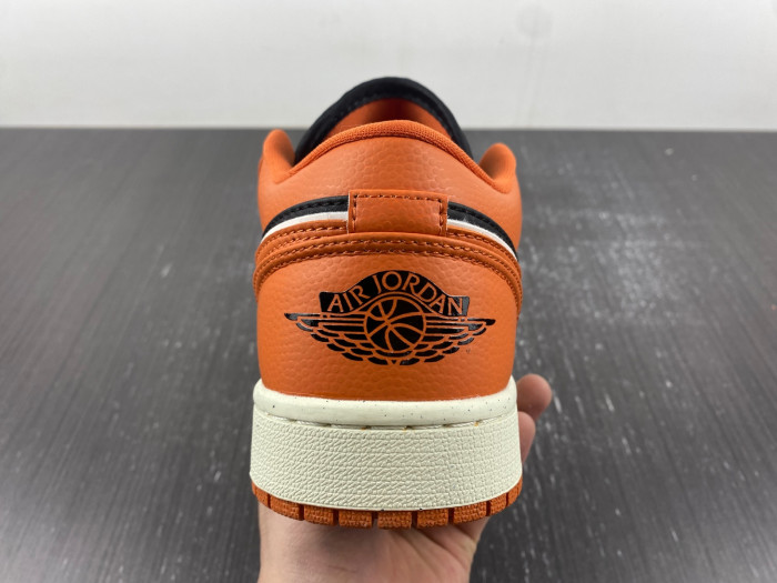 Jordan 1 Low SE Sport Spice (Women