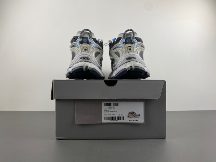 RUNNER SNEAKER RS105