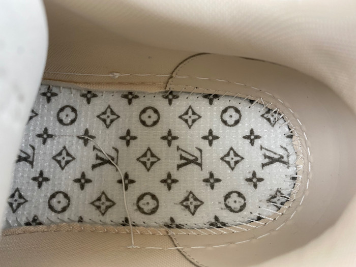 LV TRAINER SNEAKER LVT-000627
